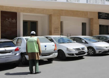 Appel aux autorités : éradiquer le phénomène des gardiens de voitures et protéger les citoyens