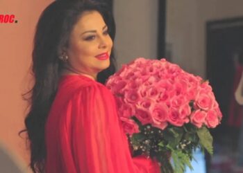 Latifa Raâfat dévoile son nouveau single ‘Kherejni Had souk’