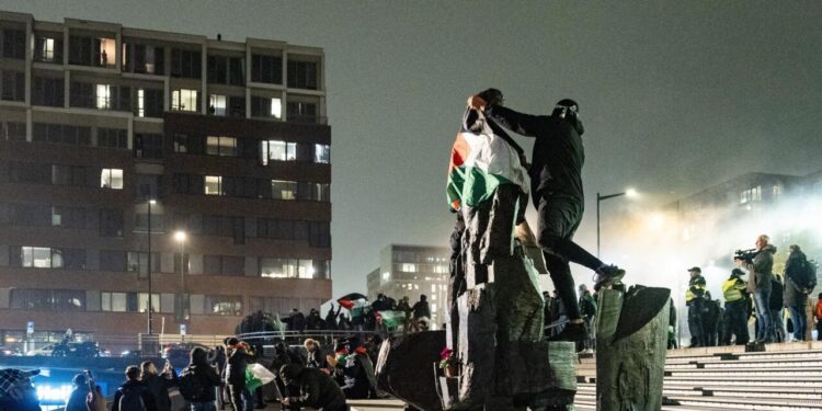 Des supporters Israéliens du Maccabi Tel-Aviv agressés à Amsterdam