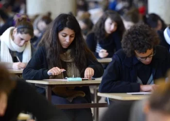 La France perd du terrain : les étudiants marocains se tournent vers d’autres horizons