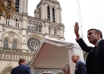 Macron invite le Roi Mohamed VI pour la réouverture de Notre-Dame