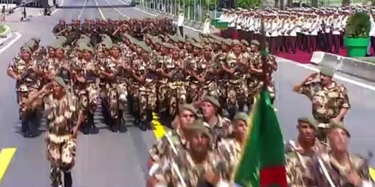 Défilé militaire en Algérie : démonstration de force et politique interne face à un Maroc tourné vers le développement de son Sahara