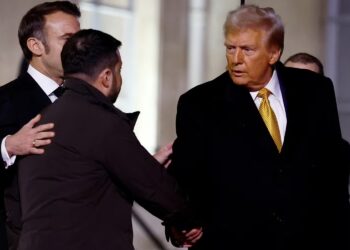 Trump et Zelensky se rencontrent à Paris sous l’égide d’Emmanuel Macron