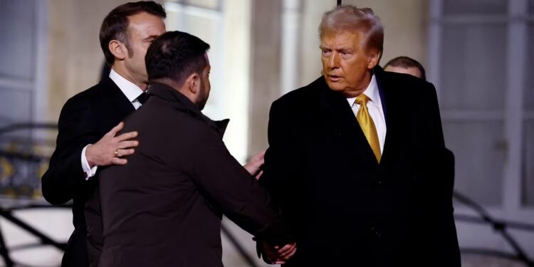 Trump et Zelensky se rencontrent à Paris sous l’égide d’Emmanuel Macron