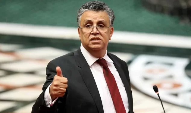 Le ministre de la justice critique les réseaux sociaux et promet des sanctions sévères