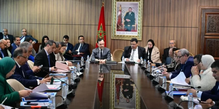 Bras de fer autour du droit de grève : syndicats et gouvernement à l’épreuve du dialogue