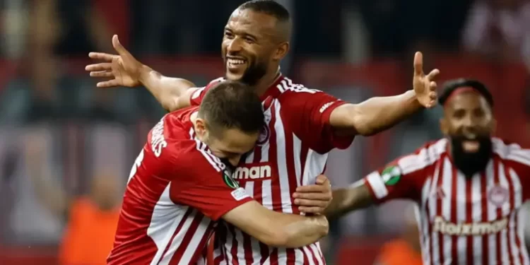 Ayoub El Kaabi, l’attaquant marocain qui brille au firmament d’Olympiakos