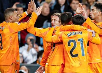 Le Real Madrid renverse Valence et s’installe en tête de la Liga