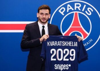 Officiel: Khvicha Kvaratskhelia rejoint le PSG pour 70 Millions d’Euros