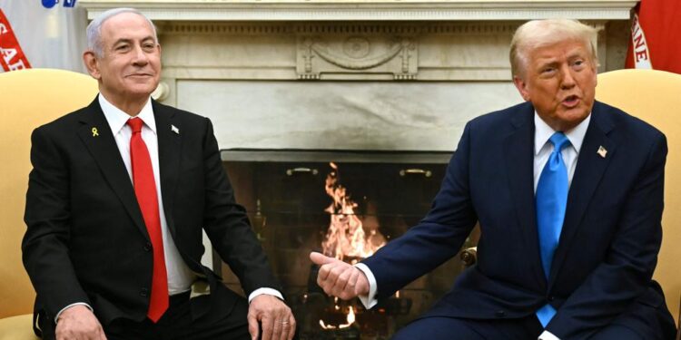 Trump relance l’idée controversée du déplacement des Palestiniens : vers un projet irréalisable ?