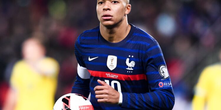 Mbappe : bientôt recordman des buteurs français !