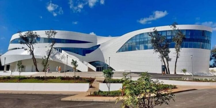 Ouverture au public du musée national du football