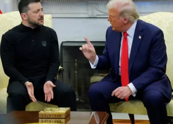 Tensions à la Maison-Blanche : un échange glacial entre Trump et Zelensky