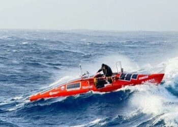 Un navigateur Russe traverse l’atlantique sud en aviron pour la première fois