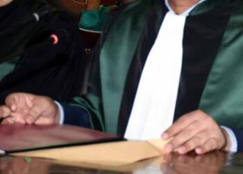 Un juge révoqué pour corruption après avoir été pris en flagrant délit