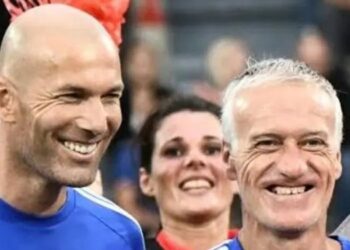 Deschamps brise le silence sur la rumeur Zidane à la tête des Bleus