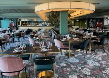 Deux fédérations de Cafés et Restaurants se chamaillent sur un projet de loi