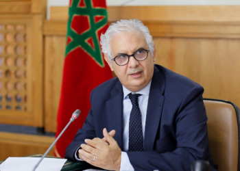 Un membre du gouvernement, critique ses pairs sur la gestion des emplois et des importations