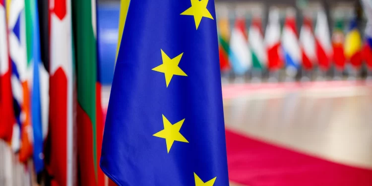 Soutien à l’Ukraine et réarmement : un plan colossal de 800 milliards d’euros validé par l’Europe, sans la Hongrie