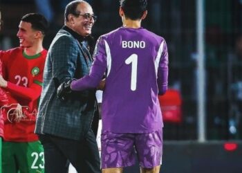 Bounou partage une photo avec Zaki et affirme sa fierté pour le Maroc, « terre de football »