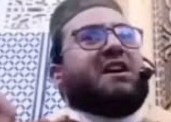 Vidéo.. Un imam bannit les femmes de la mosquée pour éviter le bruit