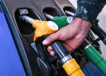 Carburants au Maroc : pourquoi les prix ne baissent pas malgré la chute du pétrole ?