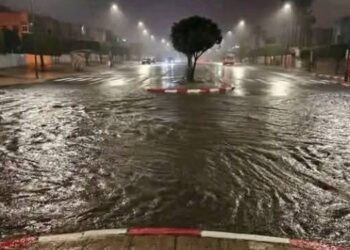 [Videos] Les eaux de pluie inondent les rues de Salé
