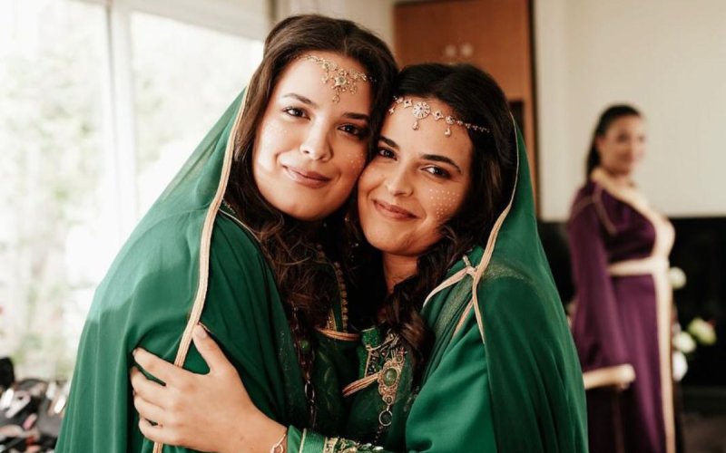 Moulay Hicham partage les coulisses du double mariage de ses filles