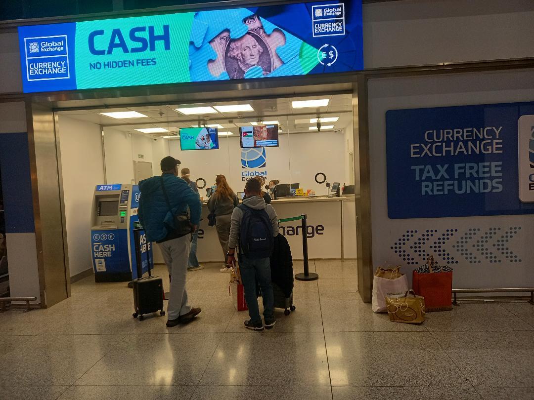 Détaxe en Espagne : quand les touristes marocains se heurtent aux pièges du remboursement en cash