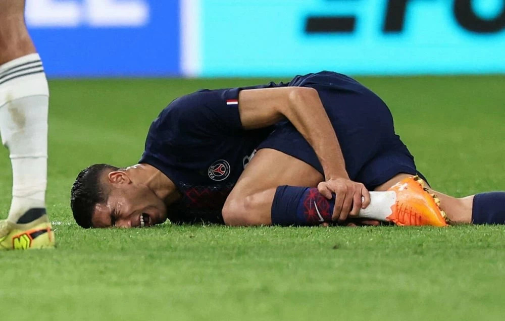 Hakimi blessé à la cheville : le Maroc retient son souffle à l’approche de la CAN