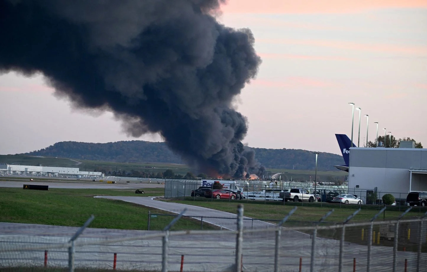 Crash d’un avion-cargo d’UPS aux États-Unis : le bilan s’alourdit à 13 morts