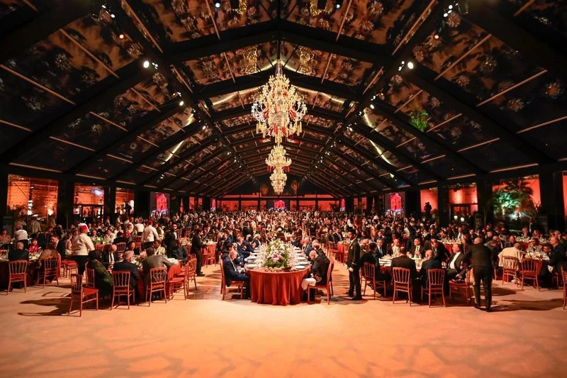 Interpol à Marrakech : Hammouchi reçoit le monde au palais El Badi pour un somptueux dîner