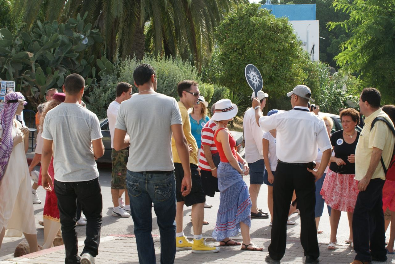 Les faux guides : Un danger pour le tourisme marocain