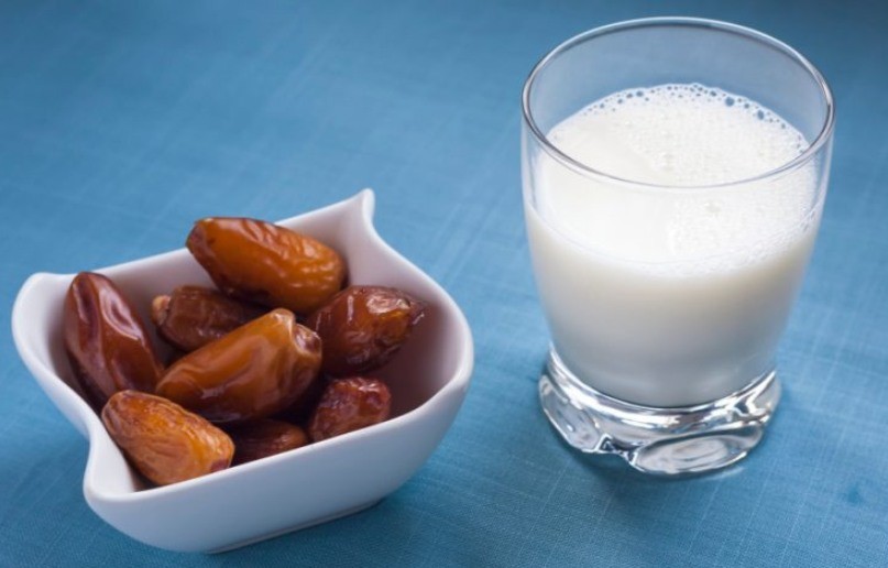 Dattes au Lait pendant Ramadan : La combinaison miracle pour un iftar énergisant