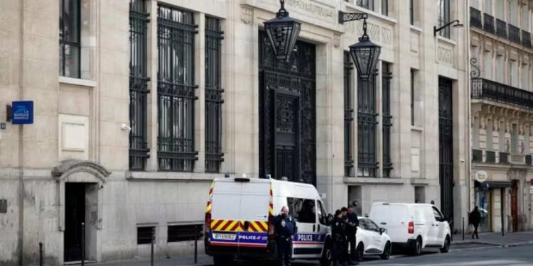 La police française neutralise une menace terroriste en plein Paris