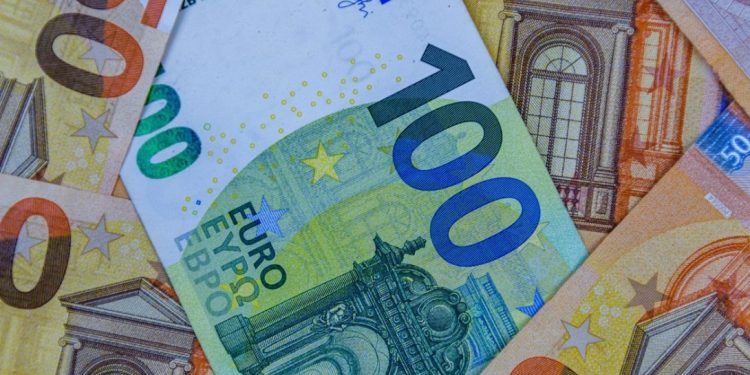 La guerre en Iran fait plonger la croissance de la zone euro vers la stagflation