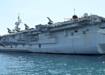L&rsquo;Espagne envisage de construire un porte-avions de combat inspiré du Charles de Gaulle