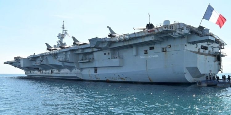 L&rsquo;Espagne envisage de construire un porte-avions de combat inspiré du Charles de Gaulle