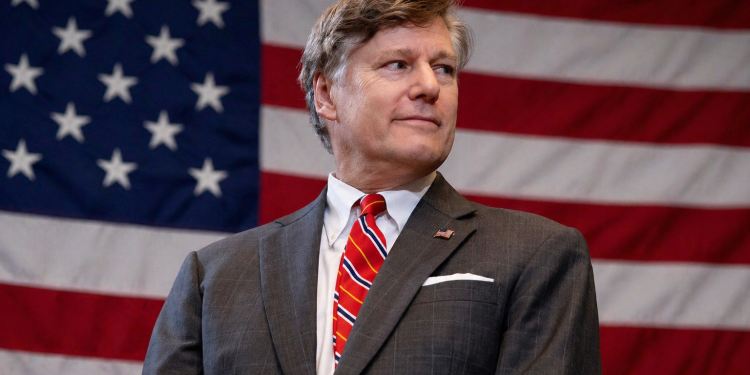 Que cache la visite de Christopher Landau à Alger