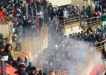 Cette violence qui envahit nos stades : un signal d’alarme à ne pas ignorer