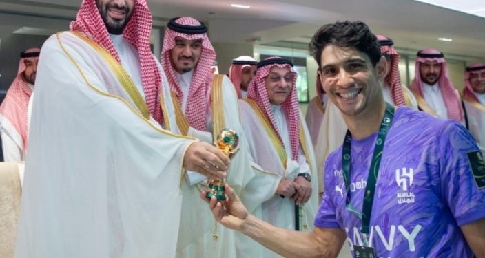 Bono écrit l&rsquo;histoire avec Al-Hilal : un 5e titre local et une Coupe du Roi