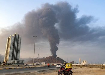 Missiles, drones et pétrolier attaqué : l&rsquo;Iran intensifie ses frappes contre les Émirats arabes unis