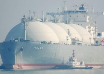 Première depuis la guerre: un méthanier qatari franchit le détroit d&rsquo;Ormuz