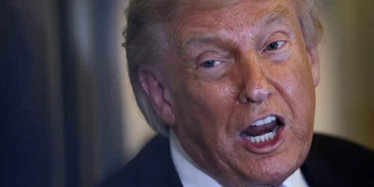 Iran : Trump révèle qu&rsquo;une frappe était prévue mardi, et qu&rsquo;il l&rsquo;a suspendue à la dernière minute