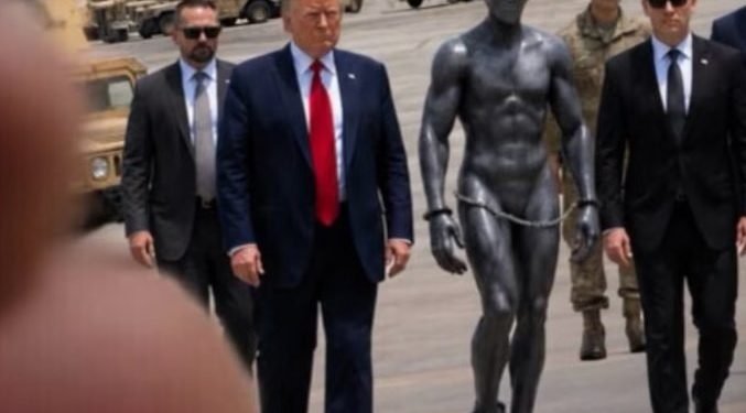 Trump, les aliens et le bouton rouge : quand le président américain déraille sur les réseaux