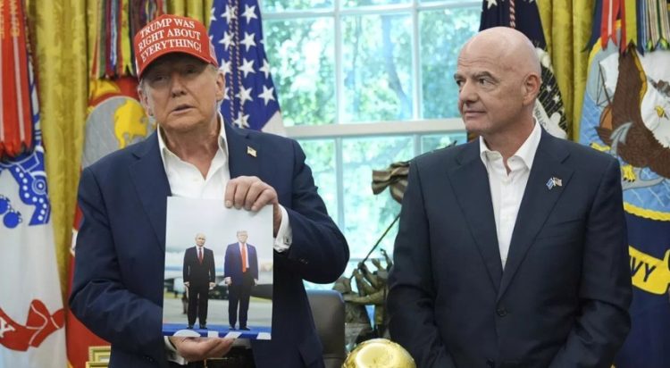 Trump et Infantino - 1