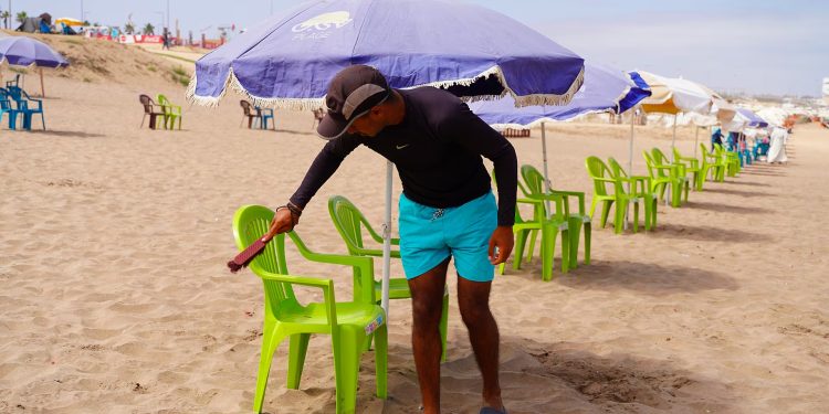 Plages marocaines : l’État veut mettre fin au racket du sable