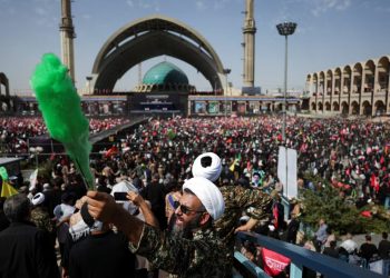 Iran : 15 à 20 millions de personnes pour les immenses funérailles nationales d’Ali Khamenei
