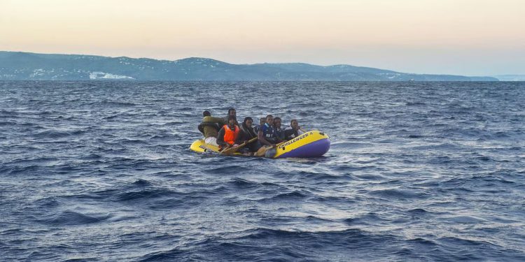 30 jeunes portés disparus après une tentative présumée de migration clandestine vers les Canaries
