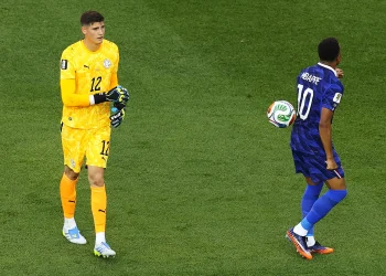 « Arrogant » et « prétentieux » : Mbappé vivement critiqué par la presse paraguayenne